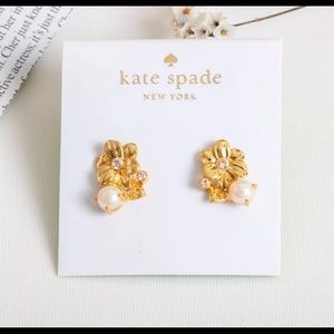 NWT Kate Spade Wild Garden Pearl Flower Earrings